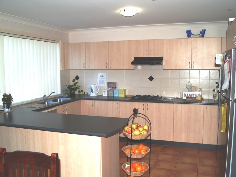 29b Ferraro Crescent, West Hoxton NSW 2171