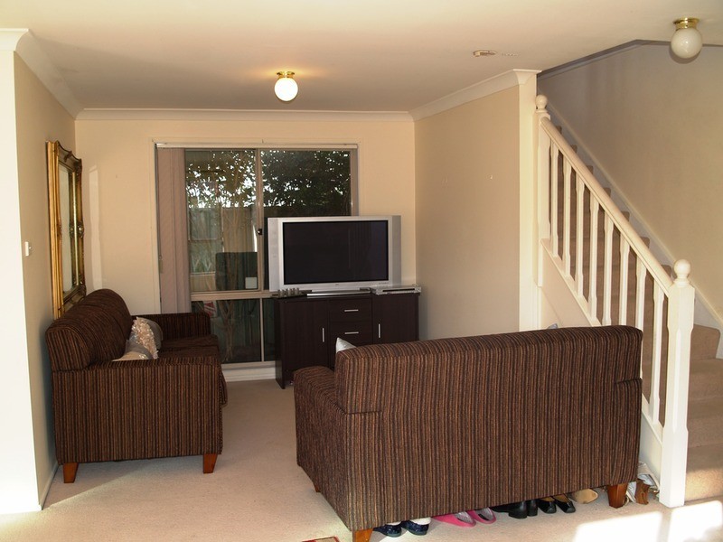 18 Chestnut Crescent, Prestons NSW 2170