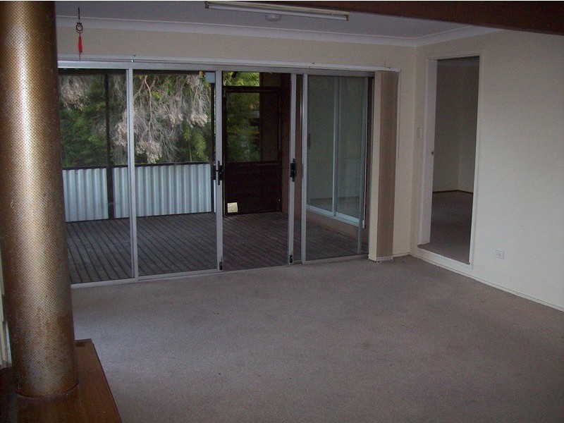 18 Phoenix Crescent, Casula NSW 2170