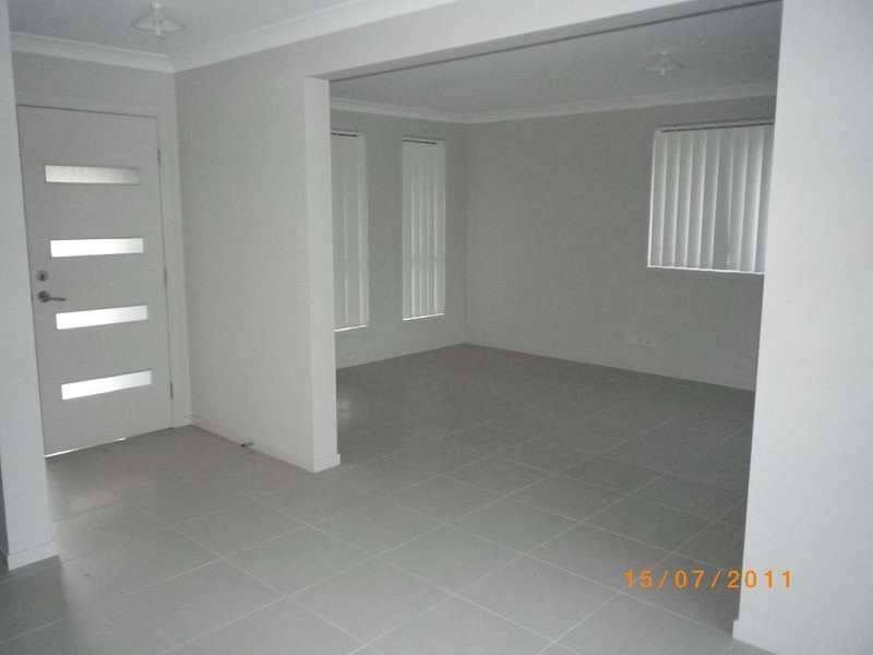 110 Pine Road, Casula NSW 2170