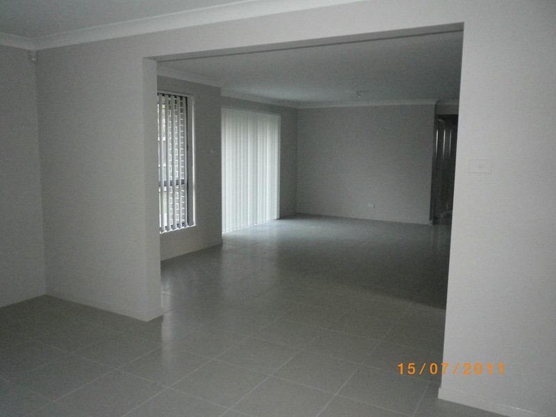 110 Pine Road, Casula NSW 2170