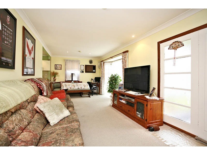 19 Eureka Crescent, Sadleir NSW 2168