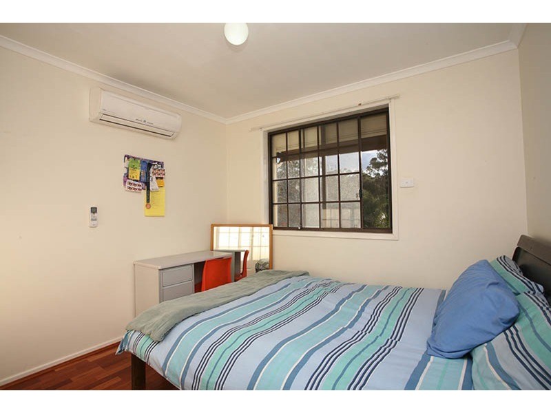 11 Whiteley Close, Casula NSW 2170