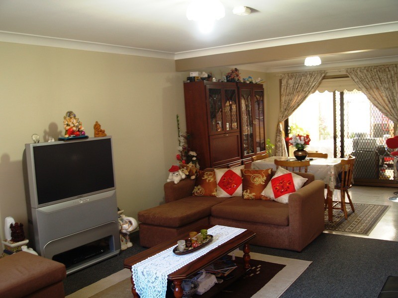 8/5-9 William Street, Lurnea NSW 2170