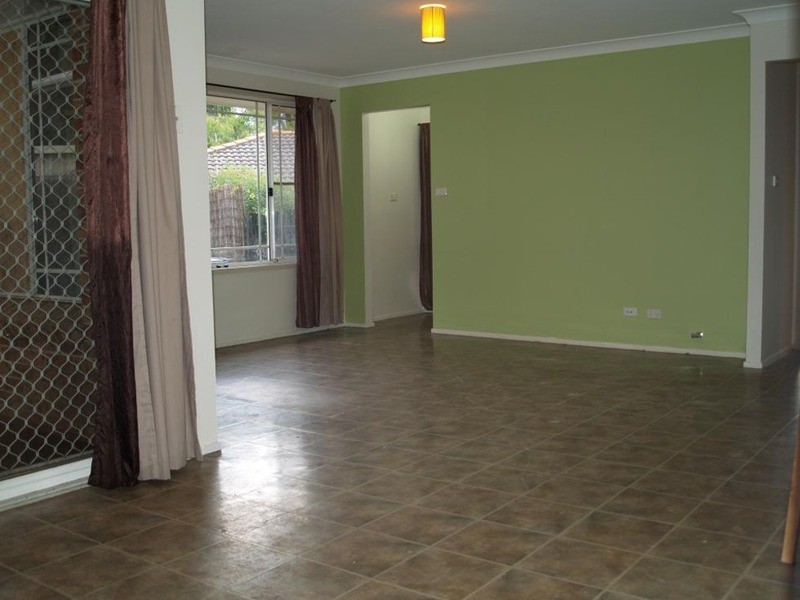 7 Anne Way, Macquarie Fields NSW 2564