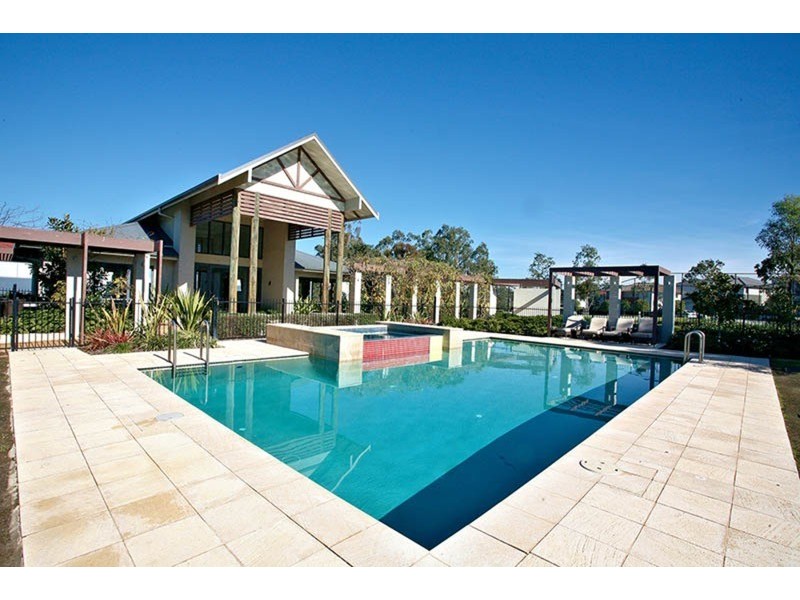 75 Atlantic Boulevard, Glenfield NSW 2167