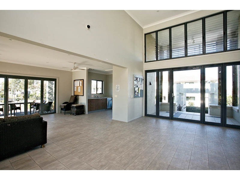 75 Atlantic Boulevard, Glenfield NSW 2167