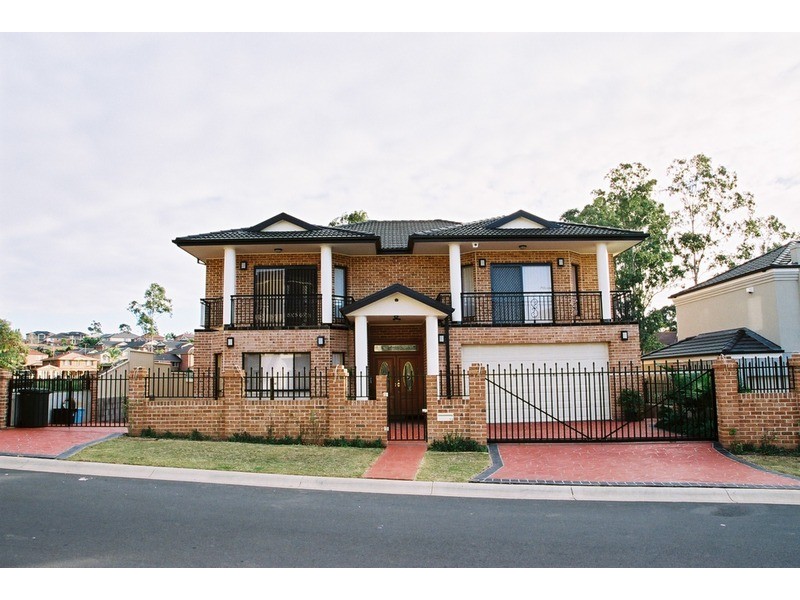 12 Turner Place, Casula NSW 2170