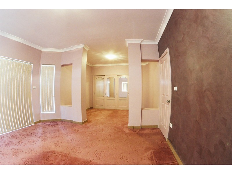 12 Turner Place, Casula NSW 2170