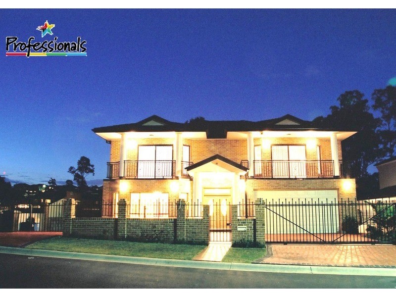 12 Turner Place, Casula NSW 2170