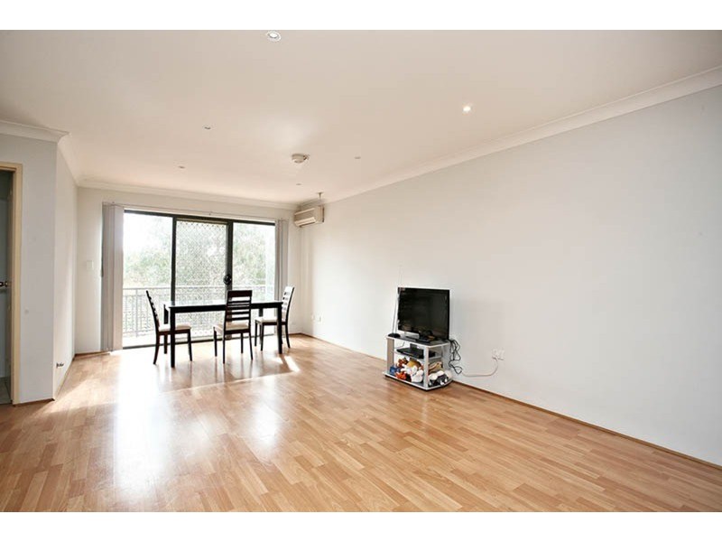 18/33-35 Bathurst Street, Liverpool NSW 2170