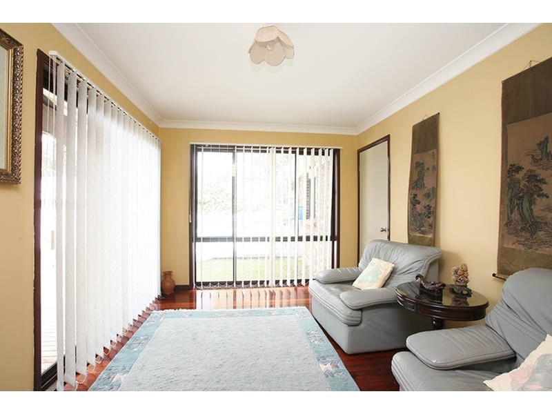 34 Bungarra Crescent, Chipping Norton NSW 2170