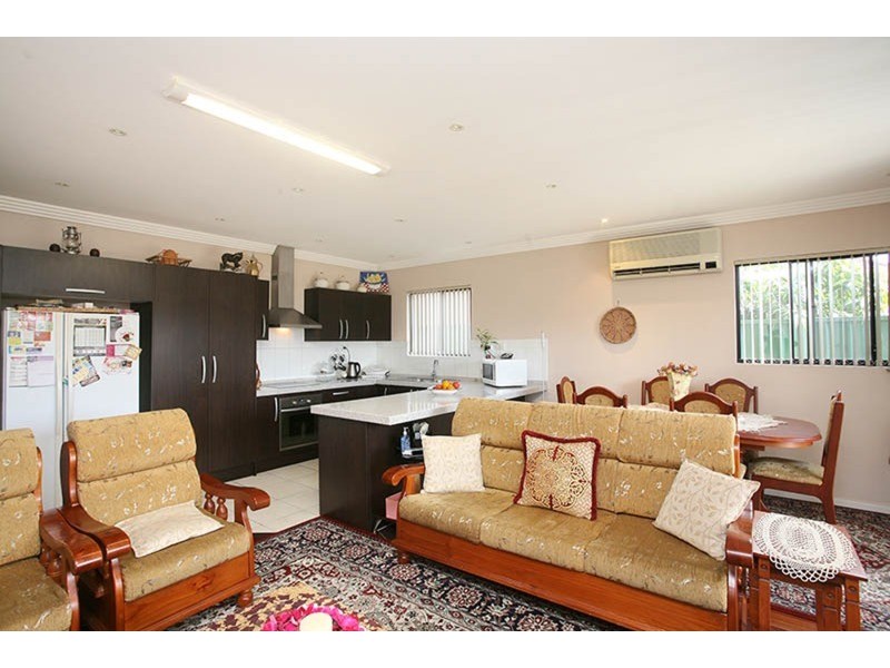 255b Newbridge Road, Chipping Norton NSW 2170