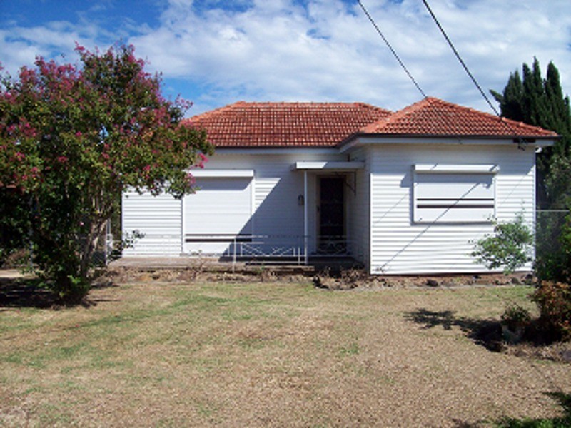 7 Marsh Parade, Casula NSW 2170