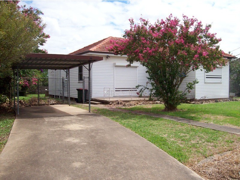 7 Marsh Parade, Casula NSW 2170