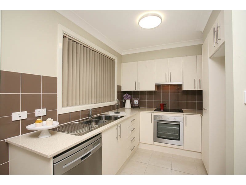 4/13-15 Carnation Avenue, Casula NSW 2170