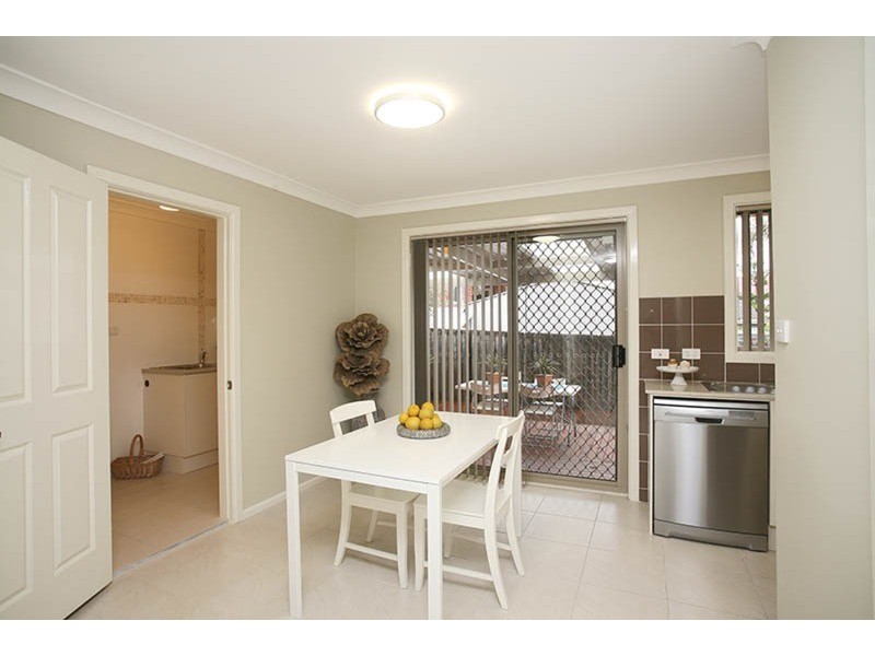 4/13-15 Carnation Avenue, Casula NSW 2170