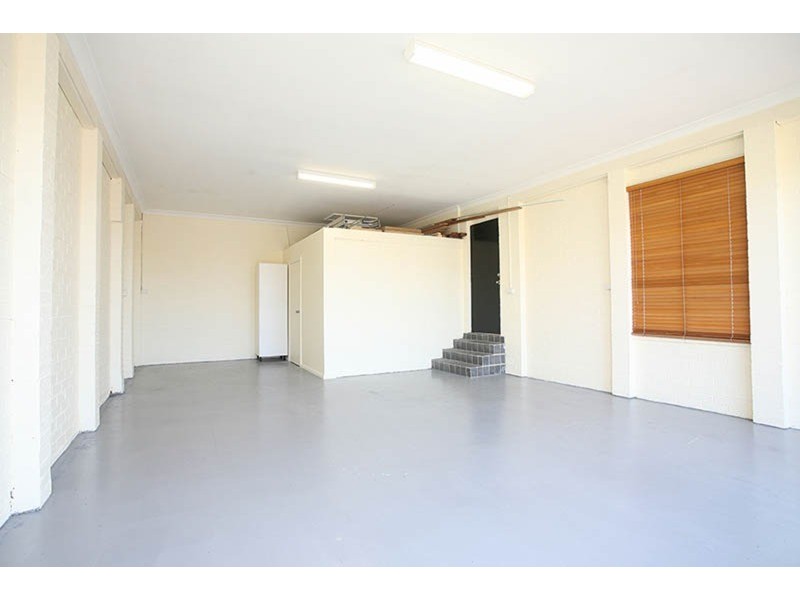 8 Fowkes   Way, West Hoxton NSW 2171