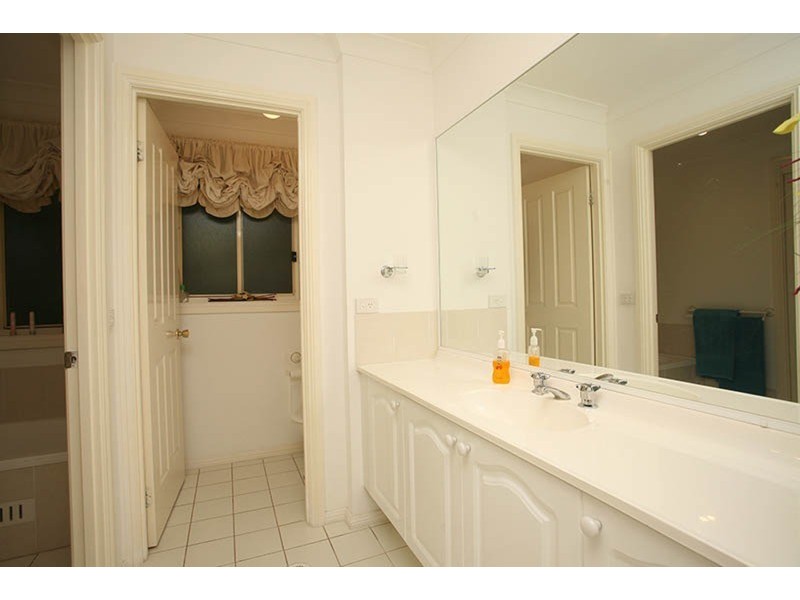 17c Roberts  Road, Casula NSW 2170