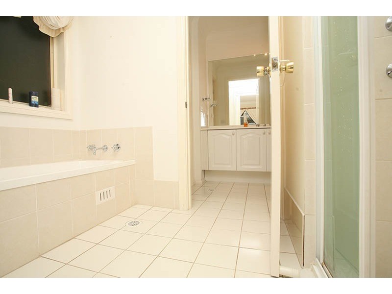 17c Roberts  Road, Casula NSW 2170