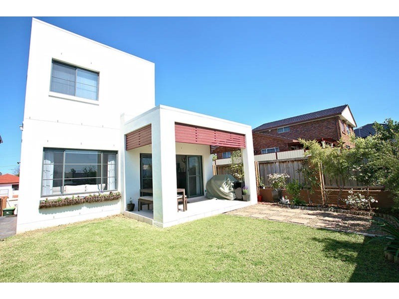 55a Pine Road, Casula NSW 2170