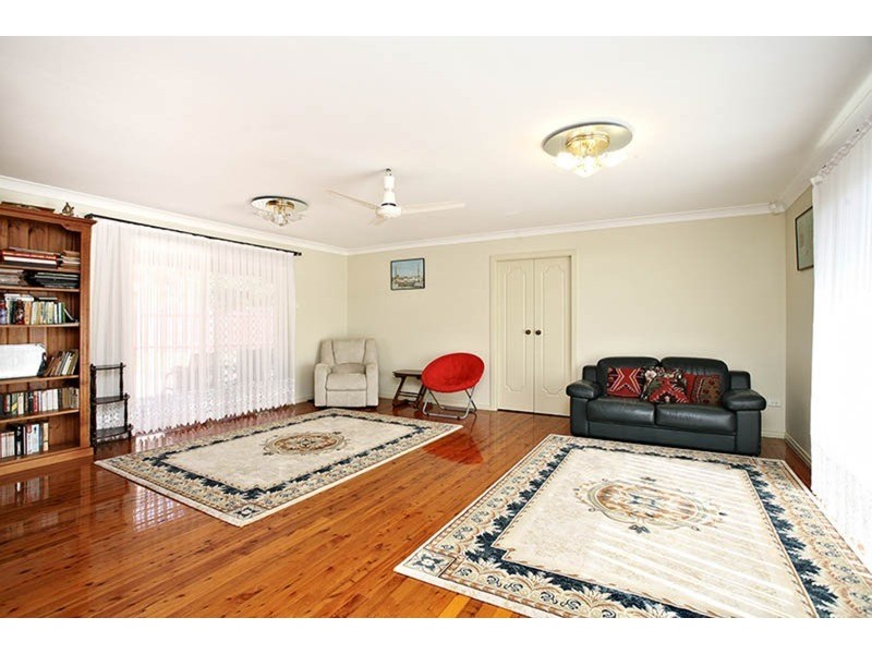 54 Congressional Drive, Liverpool NSW 2170