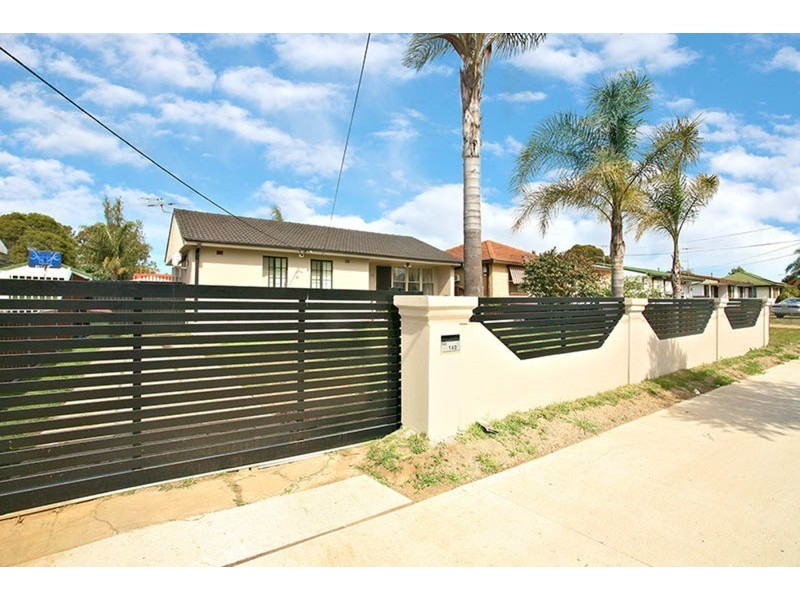 140 Maxwells  Avenue, Sadleir NSW 2168