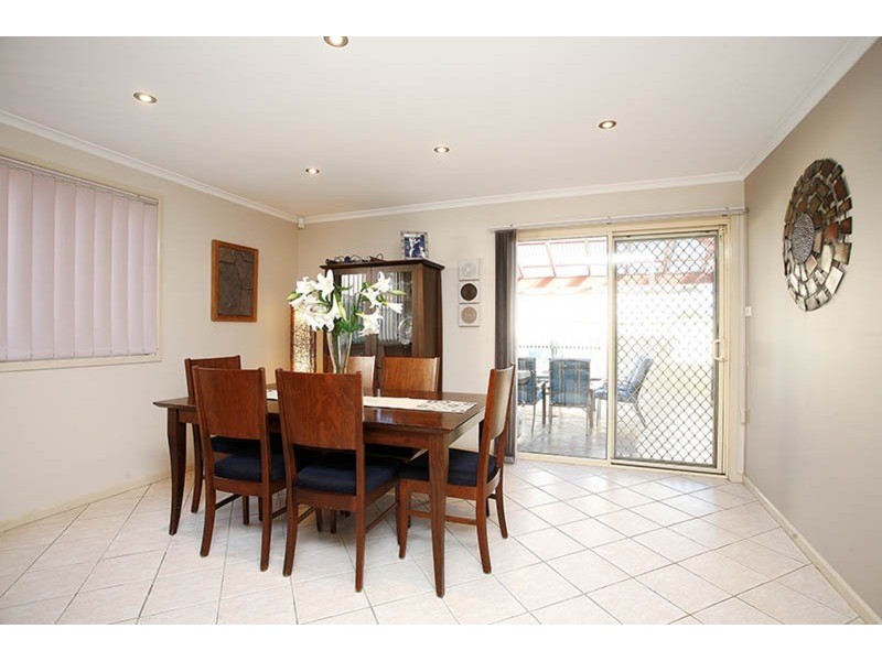 4 Rosewood Avenue, Prestons NSW 2170