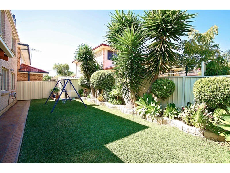 4 Rosewood Avenue, Prestons NSW 2170