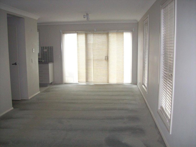 7 Hindostan Road, Glenfield NSW 2167