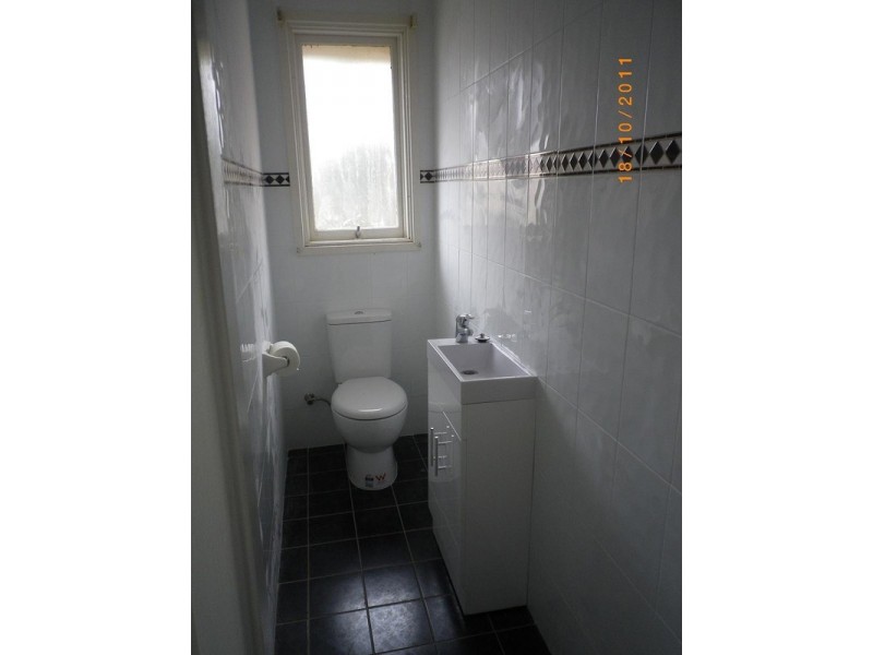 32 Denison Avenue, Casula NSW 2170