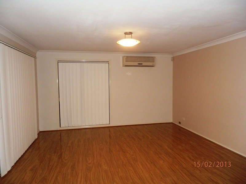 17 Nettletree Place, Casula NSW 2170