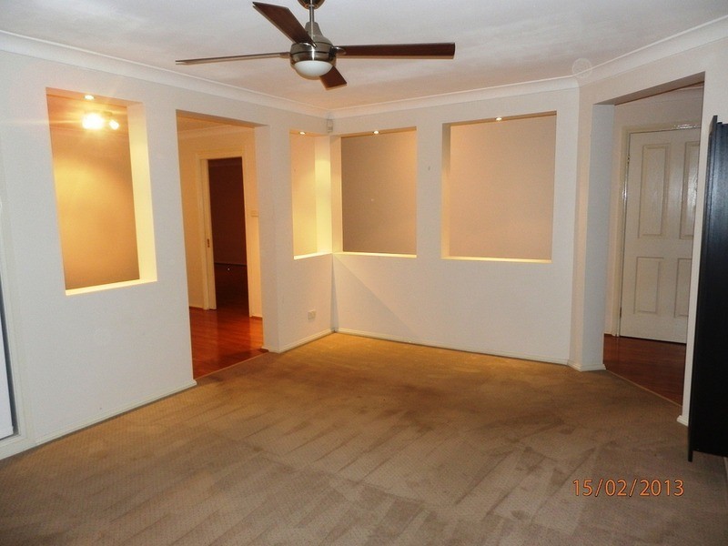 17 Nettletree Place, Casula NSW 2170