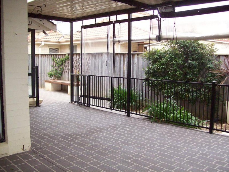 17 Nettletree Place, Casula NSW 2170