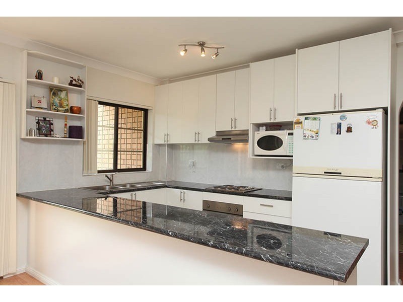 4/85 Castlereagh  Street, Liverpool NSW 2170