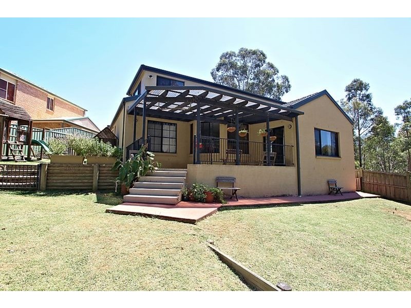 21 Lloyd Place, Casula NSW 2170