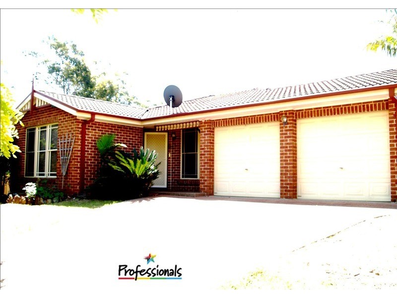 7 Heysen Place, Casula NSW 2170