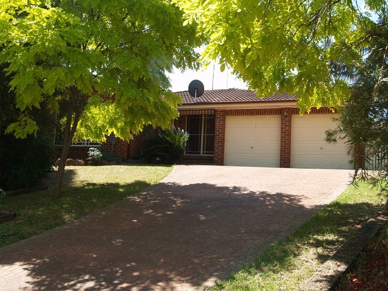 7 Heysen Place, Casula NSW 2170