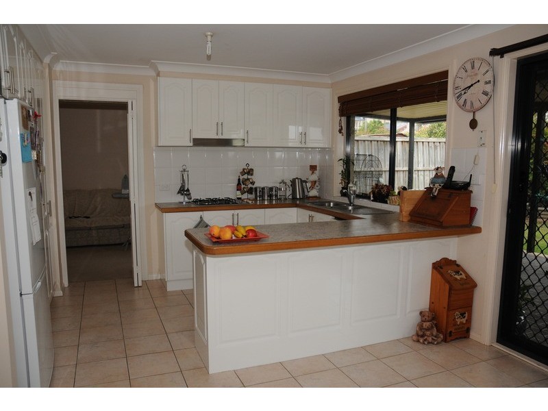 11 Roth Street, Casula NSW 2170