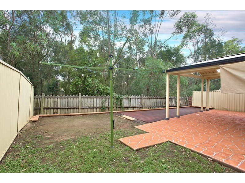 12 Lloyd Place, Casula NSW 2170