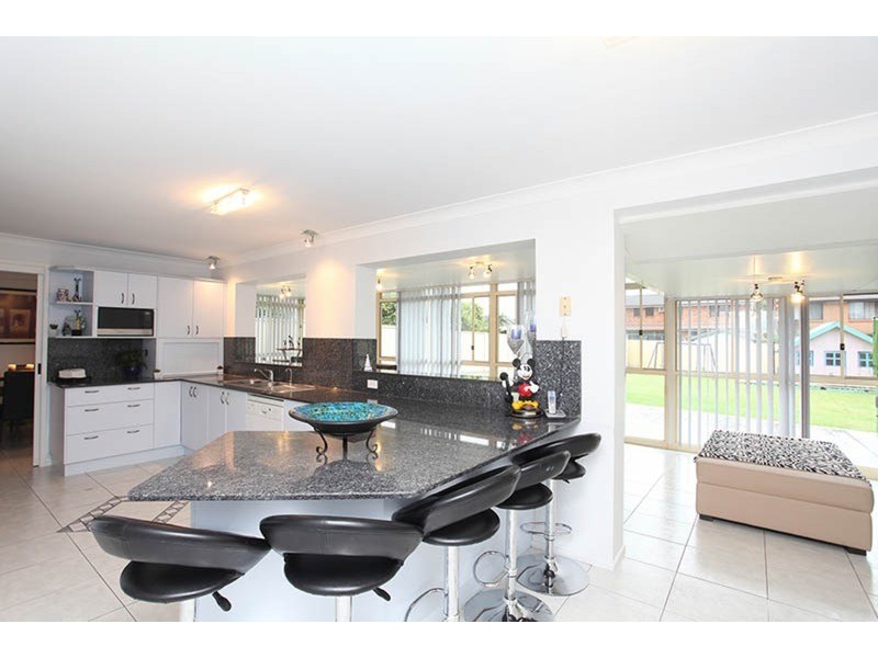 15 Demeyrick Avenue, Casula NSW 2170