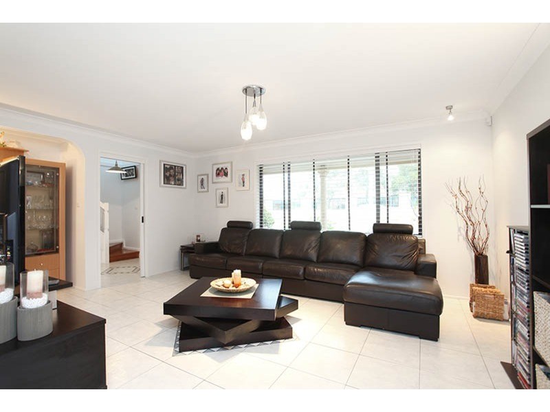 15 Demeyrick Avenue, Casula NSW 2170