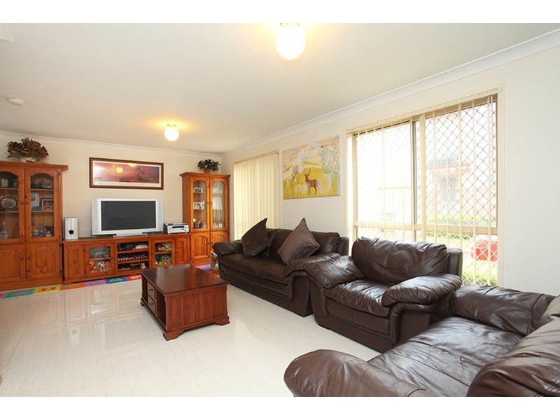 17/14 Pine   Road, Casula NSW 2170