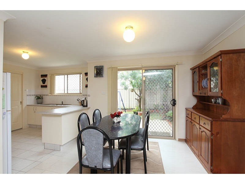 17/14 Pine   Road, Casula NSW 2170