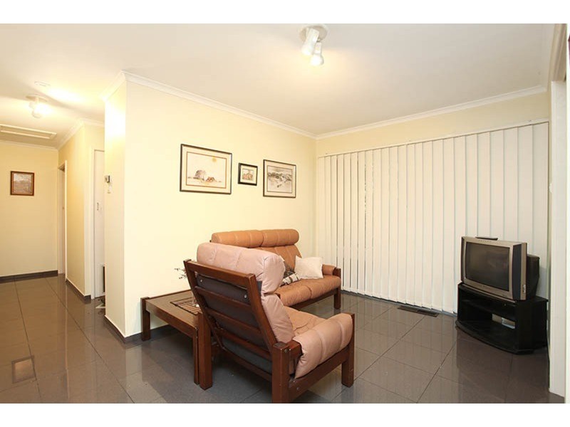 18 Pensacola Place, Casula NSW 2170