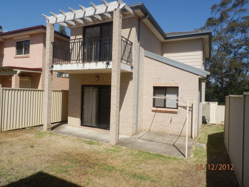 18C Kitson Way, Casula NSW 2170