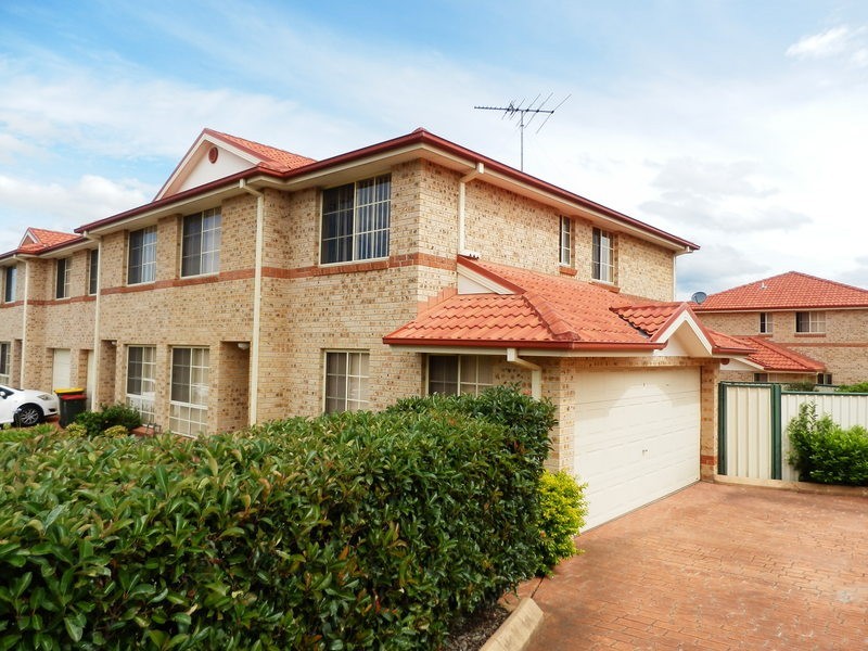 3/154-156 Leacocks Lane, Casula NSW 2170