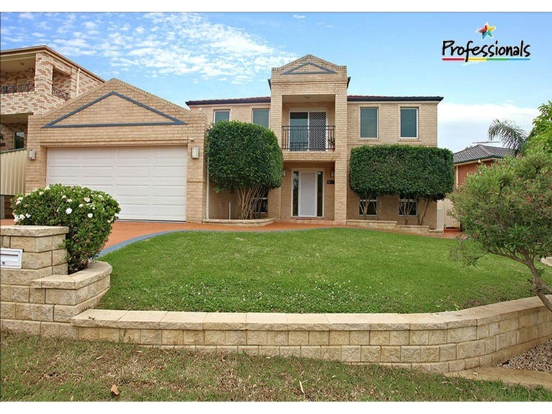 17 Tucker Road, Casula NSW 2170