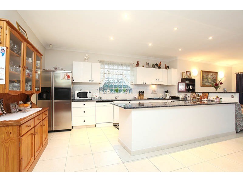 20 Mary Street, Macquarie Fields NSW 2564