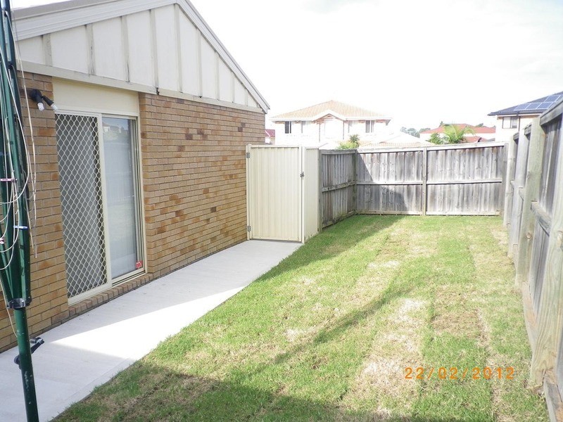 21B  Mathinna Crescent, West Hoxton NSW 2171